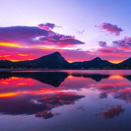Frontier Mountain Retreat - Monthly Long-Term Vacation Rental 30 Days Minimum -- Estes Park Apts 외부 사진
