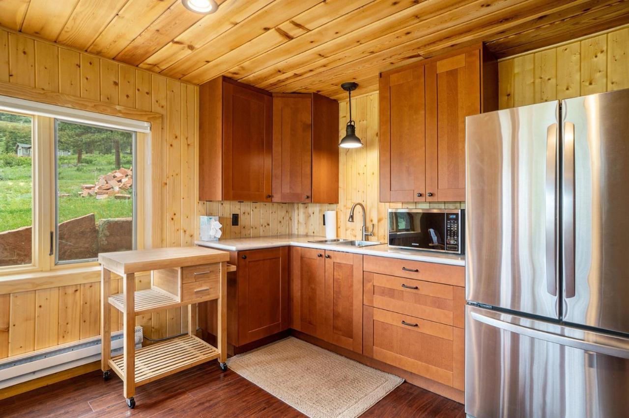 Frontier Mountain Retreat - Monthly Long-Term Vacation Rental 30 Days Minimum -- Estes Park Apts 외부 사진