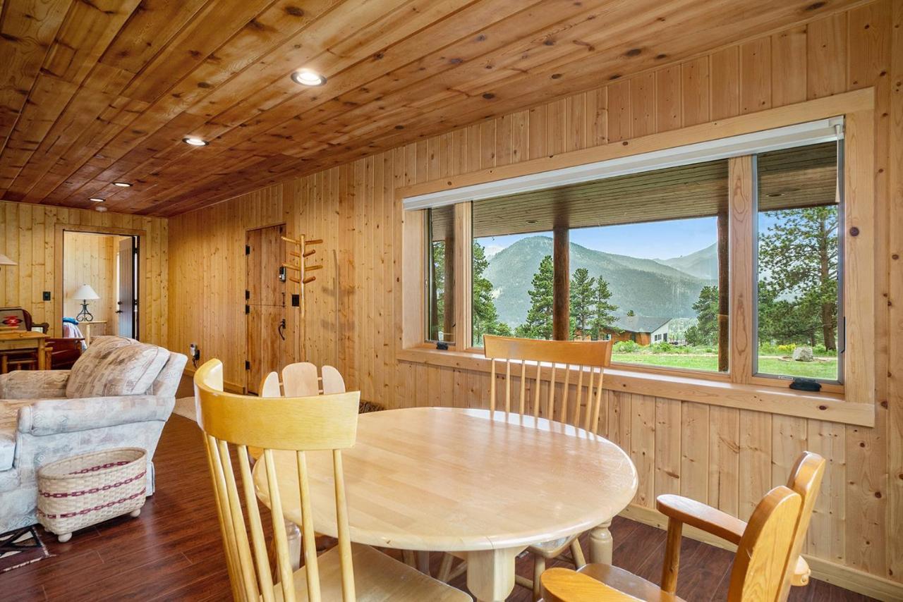 Frontier Mountain Retreat - Monthly Long-Term Vacation Rental 30 Days Minimum -- Estes Park Apts 외부 사진