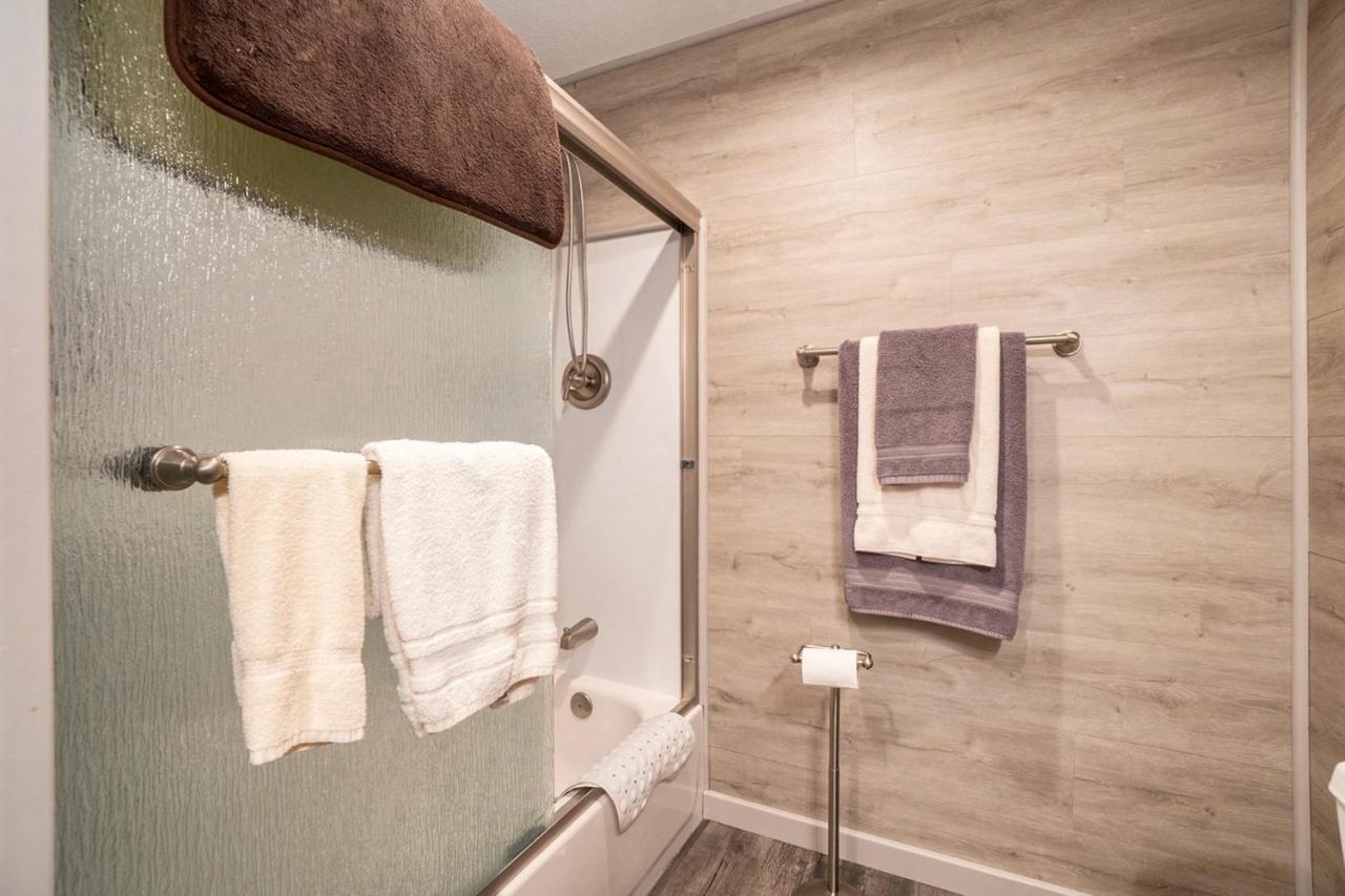 Frontier Mountain Retreat - Monthly Long-Term Vacation Rental 30 Days Minimum -- Estes Park Apts 외부 사진